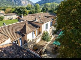 Logis Hotel Restaurant Le Domaine de la Régalière, hotel Anduze-ben