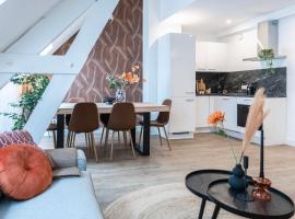 Diaz - 6bed Voyager's House Airco At Tilburg، فندق في تيلبورغ