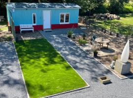 Uniek Tiny house nabij de kust in mooie polders, campsite sa Zuienkerke