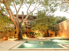 Welcome to Paradise - Luxurious Studio Oasis "Urania" with Pool and Lush Tropical Gardens, chata v destinácii Sayulita