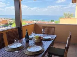 Barum Lake View Apartment in Lazise