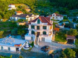 Vila Sela, hotel na plaži u gradu Skadar