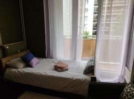 Chambre proche du campus n4, hotel i Strasbourg