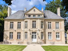 Hôtel 4 étoiles Château - Domaine de Coeurmandie, hotel u gradu 'Bény-sur-Mer'