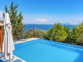 Villa Columba -With a Unique View, hotelli Syvotassa