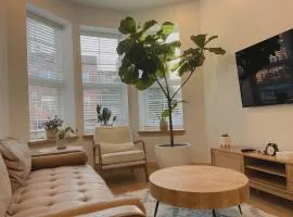 Beautiful Apartment shared with the Host in the Heart of Bushwick