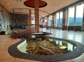 Lázeňský a Wellness hotel Nivamare, hotel di Luhacovice