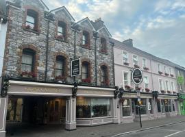 Foley's Townhouse Killarney، فندق في كيلارني