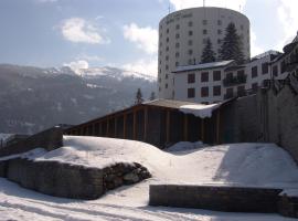 Hotel la Torre, hotel u gradu 'Sauze dʼOulx'