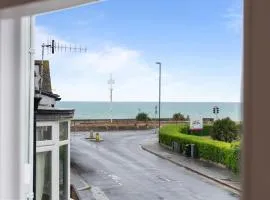 Georgian home, sea view, hot tub