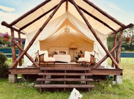 Wioska Szczęścia - Glamping nad morzem - romantyczny urlop blisko natury, luxury tent sa Śliwin