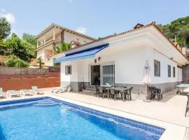 Villa Con Piscina En Lloret De Mar