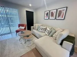 Auckland Airport Oasis Townhouse