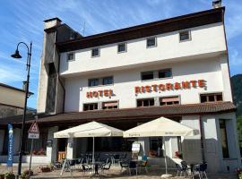 Bike & Bikers Hotel Restaurant, hotel ad Ampezzo