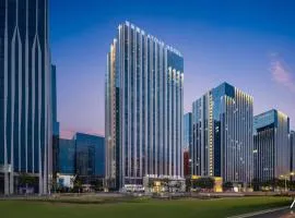 Atour Hotel Zhengzhou East Railway Station East Plaza