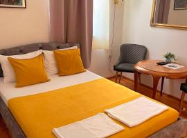 The Only One Apartments, hotel em Niš