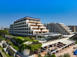 Savoy Beach Hotel & Thermal Spa, hotel in Bibione