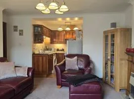 Lyndale self-catering apartment Sleeps 4