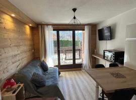 Chaleureux appartement moderne, hotel a Briançon