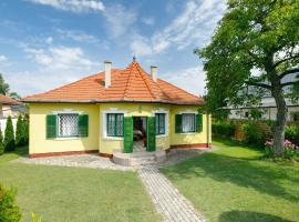 Holiday Home Stella by Interhome, hotel u gradu Balatonboglar