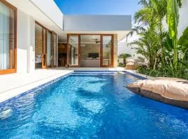 Villa Luna - Sanur, Bali 3 Bed Modern Private Villa with swimming pool