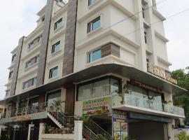 Hotel skml Grand, hotel v mestu Visakhapatnam