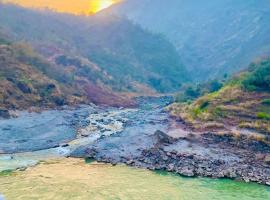 Aqua Vista Guest House, guest house sa Muzaffarabad