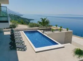 Luxury Villa Hedonia