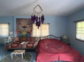 Bohemian apartment at Ya Nui beach