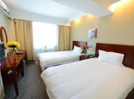 GreenTree Inn Jiangsu Changzhou Jinghu High-speed Rail North Station Business Hotel