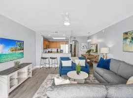 Cozy Lakeview Condo near Disney