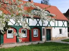 Ferienwohnung in Kurort Jonsdorf mit Terrasse, Grill und Garten