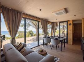 The Beach Eco Resort Premium Mobile Homes by OIKO Collection, hotel in Tisno