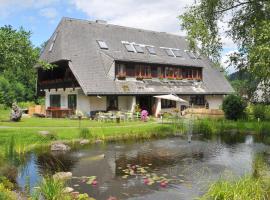 Hostel Waldblick: Freiburg im Breisgau'da bir otel