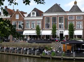 Hotel Café Restaurant De Posthoorn, hotel i Dokkum