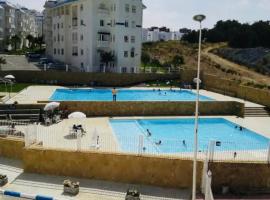 Apparemment avec piscine Fnidec bab septa bab ceuta, hotelli kohteessa Fnidek