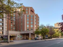 알링턴에 위치한 호텔 Hampton Inn & Suites Arlington Crystal City DCA