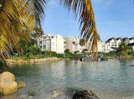 Studio vue mer, pieds dans l'eau, hotel sa Le Gosier