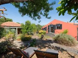 Casa da Raposeira by An Island Apart