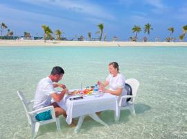 Ithaa Beach: Guraidhoo şehrinde bir otel