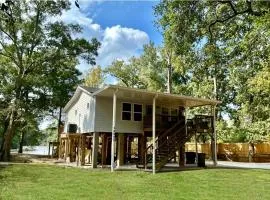 Secluded Riverside Oasis Private Deck Dock