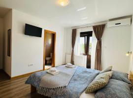 B&B Plitvica Falls House, hotel en Plitvica Selo