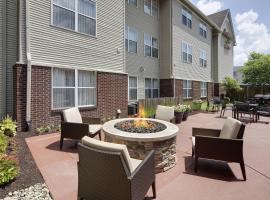 Residence Inn Indianapolis Airport, отель в Индианаполисе