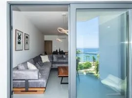 Molos Luxury Sea View Apartment