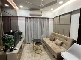 DownTown 1bhk Apartment in Mahalaxmi 602