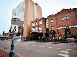 St James Gate by Bower Boutique Hotels, hotel em Moncton