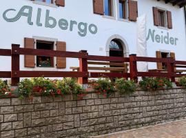 Neider Hotel - Alpine Retreat Sauris, hotel a Sauris