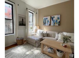 Beautiful 2BR - heart of Manhattan, apartmen di New York