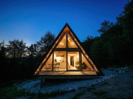 A-frame Forest Nest, fjallaskáli í Cerklje na Gorenjskem