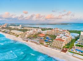 Fiesta Americana Condesa Cancun - All Inclusive, отель с джакузи в городе Канкун